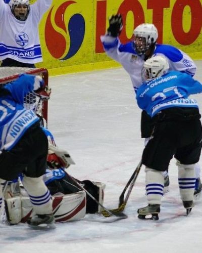PLHK: Stoczniowiec - Unia Oświęcim 2-6