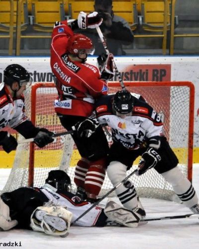 Nesta Karawela - Comarch Cracovia 0:6 (03.02.2012)