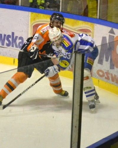 Aksam Unia-JKH Jastrzębie 6:0 (07-02-2012r.)