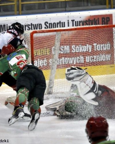 Nesta Karawela - Zagłębie 4:1  (21.02.2012)