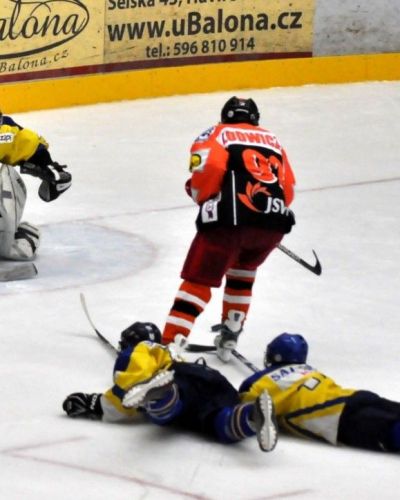 HC ZUBR Přerov - JKH GKS Jastrzębie (młodzik; 02.09.12) 5-1
