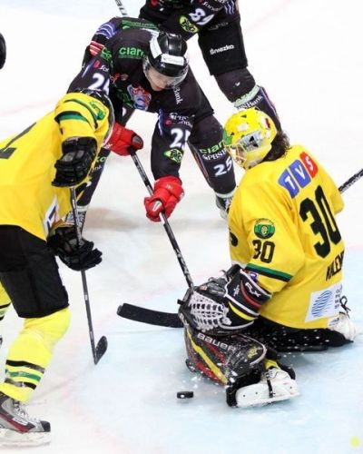 HC GKS Katowice - Ciarko PBS Bank 6-4 (23.12)