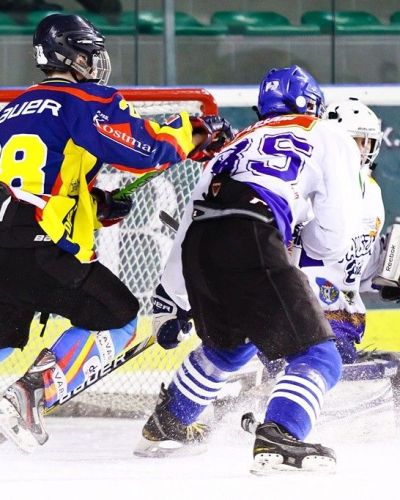Otwarcie OOM i MMKS Podhale - UKH Unia 5-3 (Fot. Tomasz Sowa)