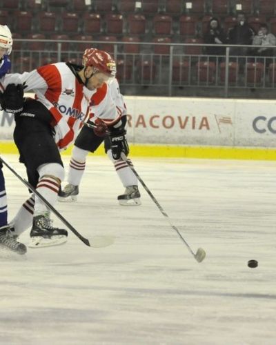 Comarch Cracovia - Aksam Unia 4:5 (07.01)