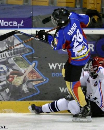 PLHK Gr. B  Jaskółki Toruń - MMKS Podhale 0 : 2 (29.11.2014)