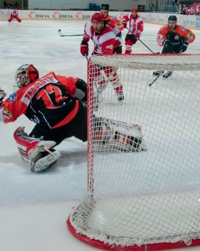 JKH GKS - Comarch Cracovia 6:2