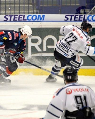 HC Vítkovice Steel – Piráti Chomutov 0:3 (20.09.15) foto: W.Buszta