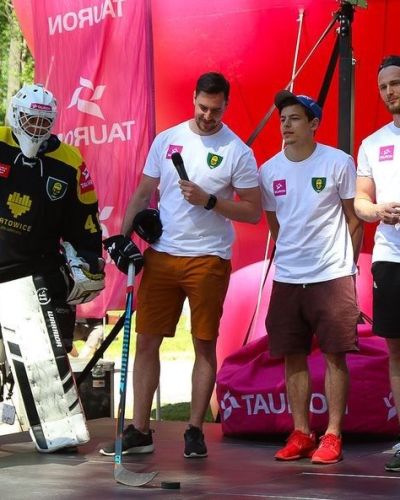 Promocja hokeja na Pikniku Olimpijskim
