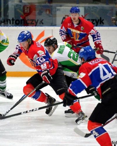 JKH GKS Jastrzębie - TMH Polonia Bytom 7-4, (17.11.17) foto: W.Buszta