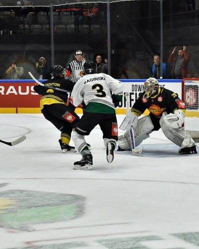 CHL GKS Tychy - Vienna Capitals 4:2 (0:1, 3:1, 1:0) [08.10]