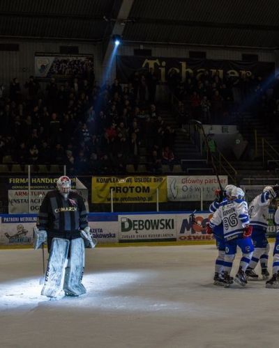 Unia Oświęcim - Comarch Cracovia 5-3 (15.02)