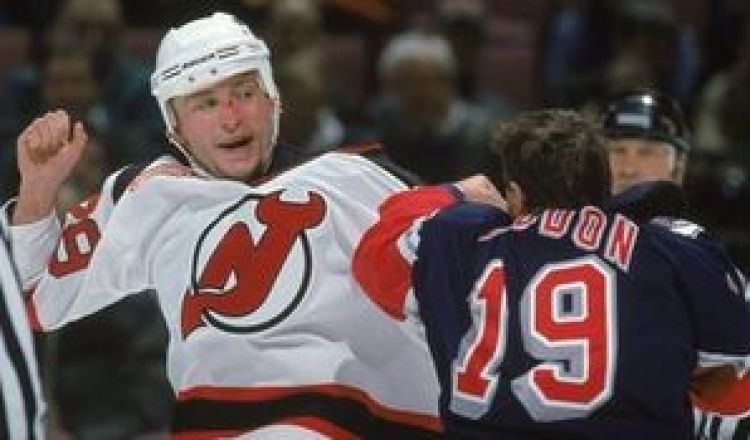 Oliwa bił w słusznej sprawie?