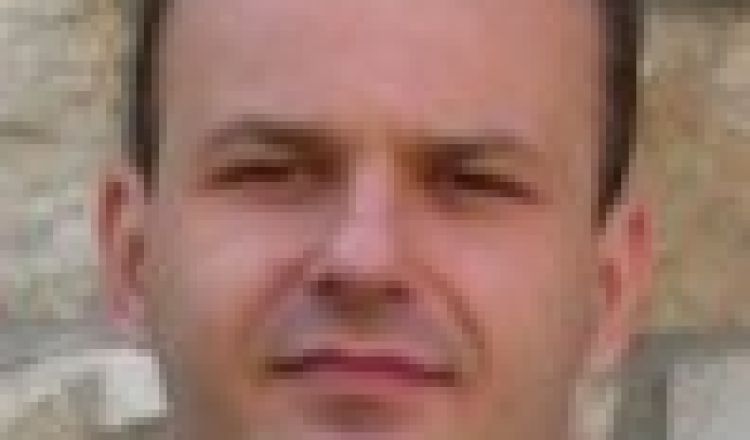 Głowa i ręce wciąż te same