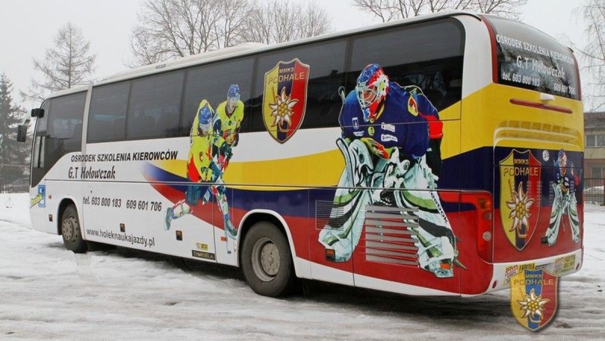 Autokar ekipy Podhala Nowy Targ