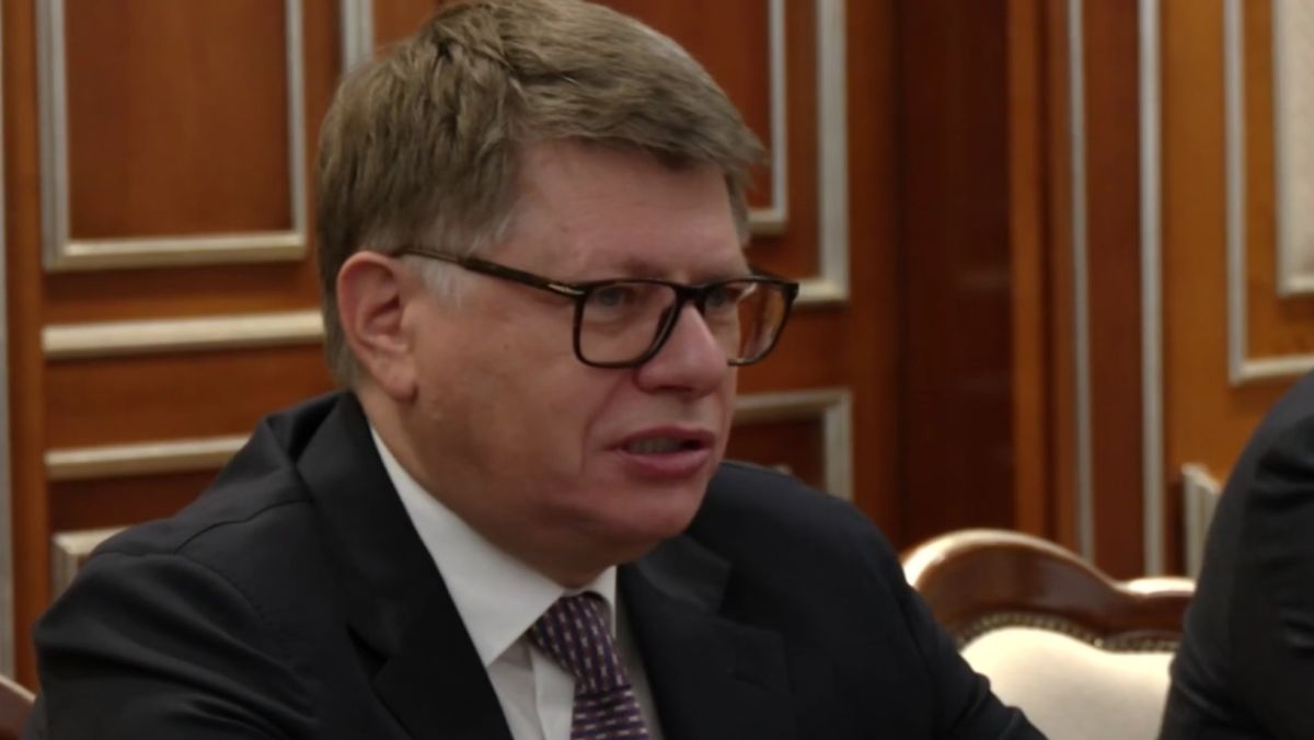 Dmitrij Kurbatow (dyrektor generalny Federacji Hokeja Rosji)