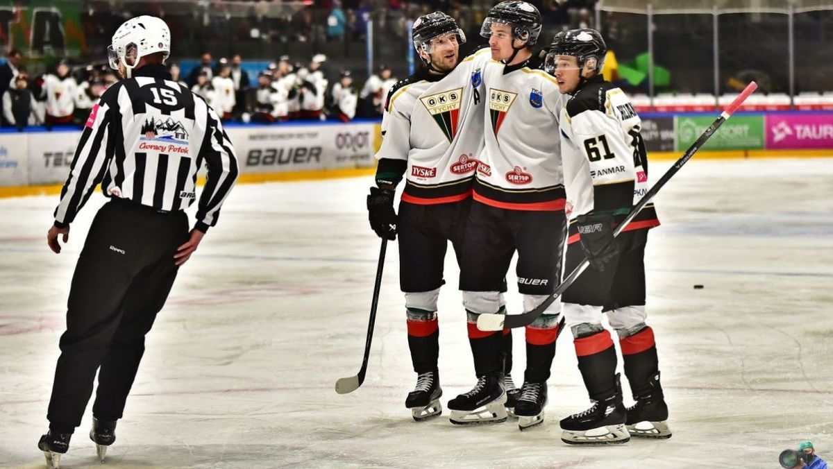 Radość hokeistów GKS Tychy [foto: Tomasz Gonsior]