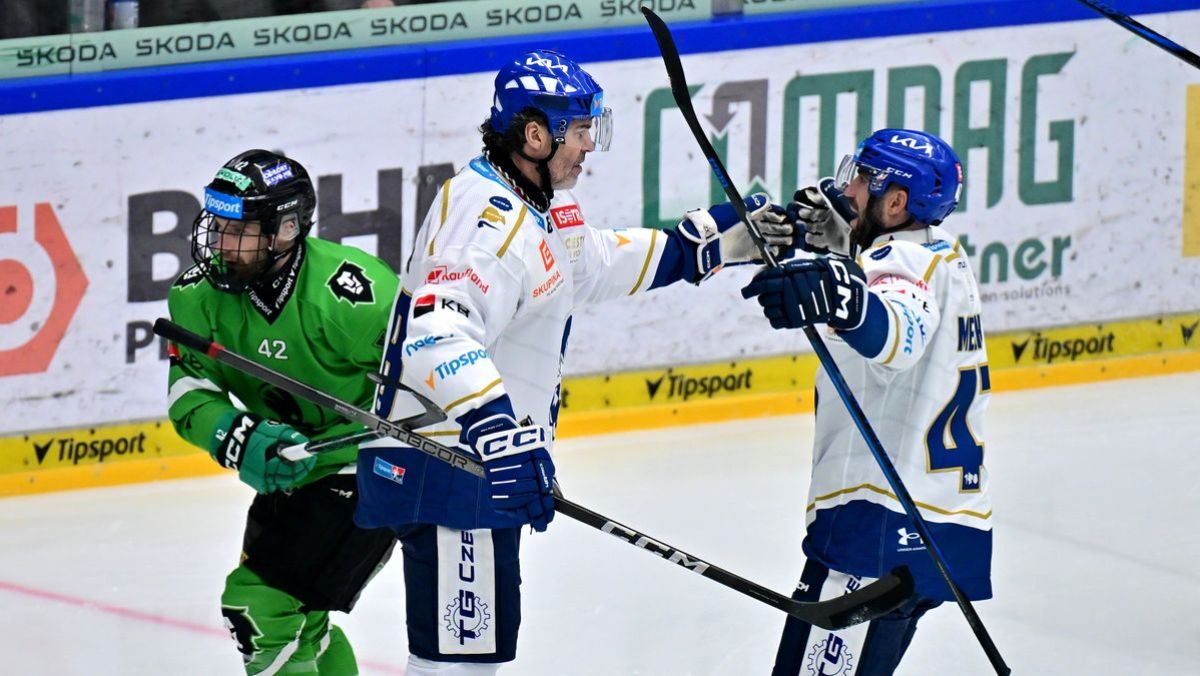 Legendarny Jaromír Jágr dalej strzela [foto: Jan Pavlíček / rytirikladno.cz]