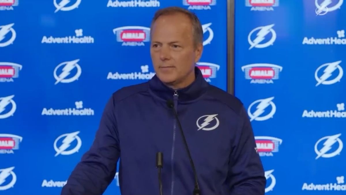 Jon Cooper (trener Tampa Bay Lightning).