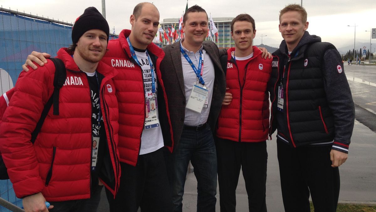 Duncan Keith, Ryan Getzlaf, Jonathan Toews, Corey Perry podczas Zimowych Igrzysk Olimpijskich w 2014 roku.