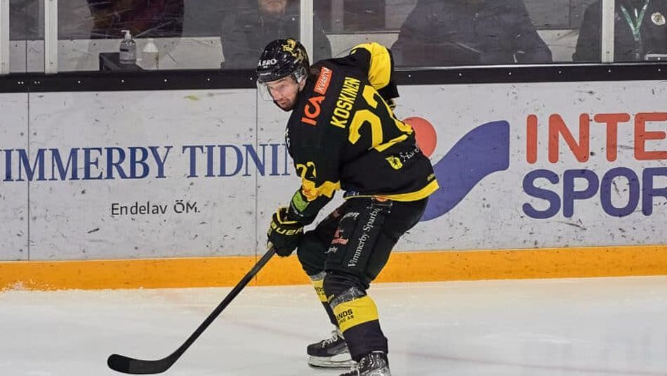 Fiński napastnik Niki Koskinen (Fot. hockeyettan.se)