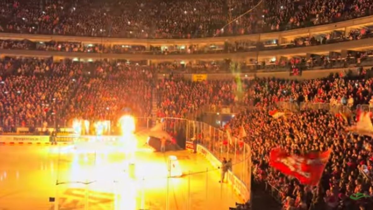 Lanxess Arena w Kolonii przed meczem Kölner Haie w DEL