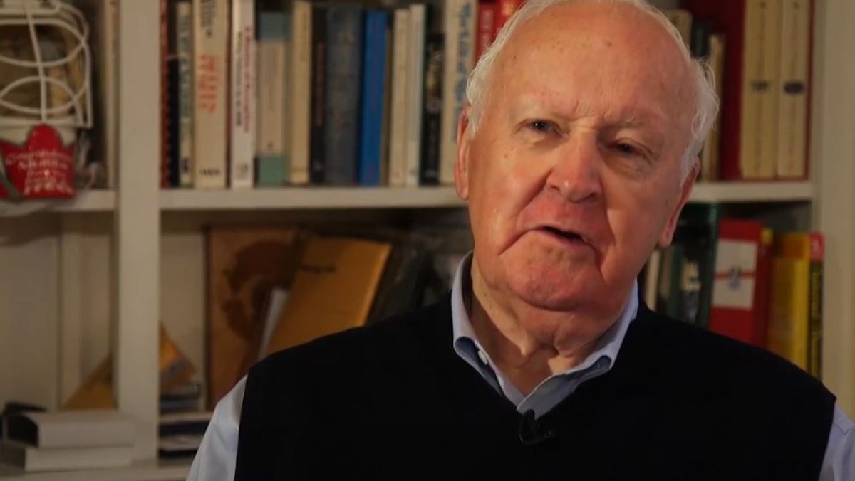 Murray Costello, YT screen