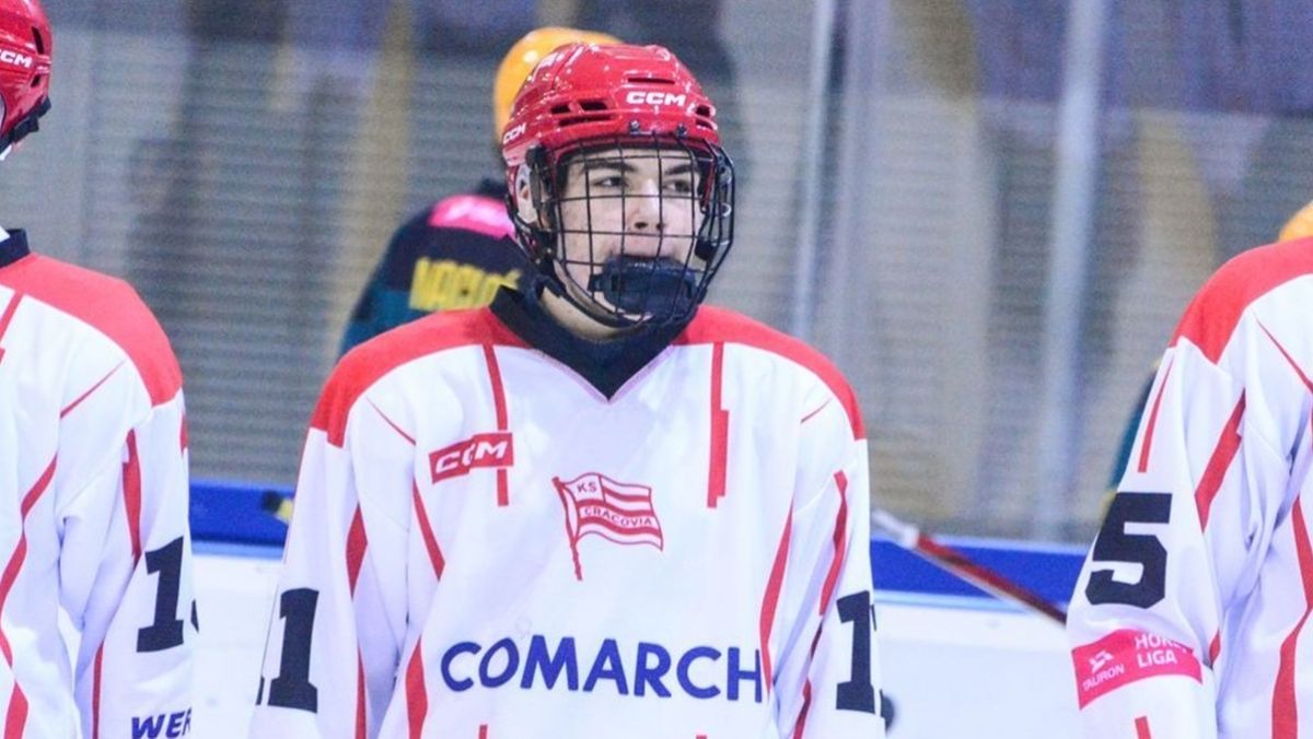 Najpierw wypożyczenie, teraz kontrakt. Młody napastnik nagrodzony