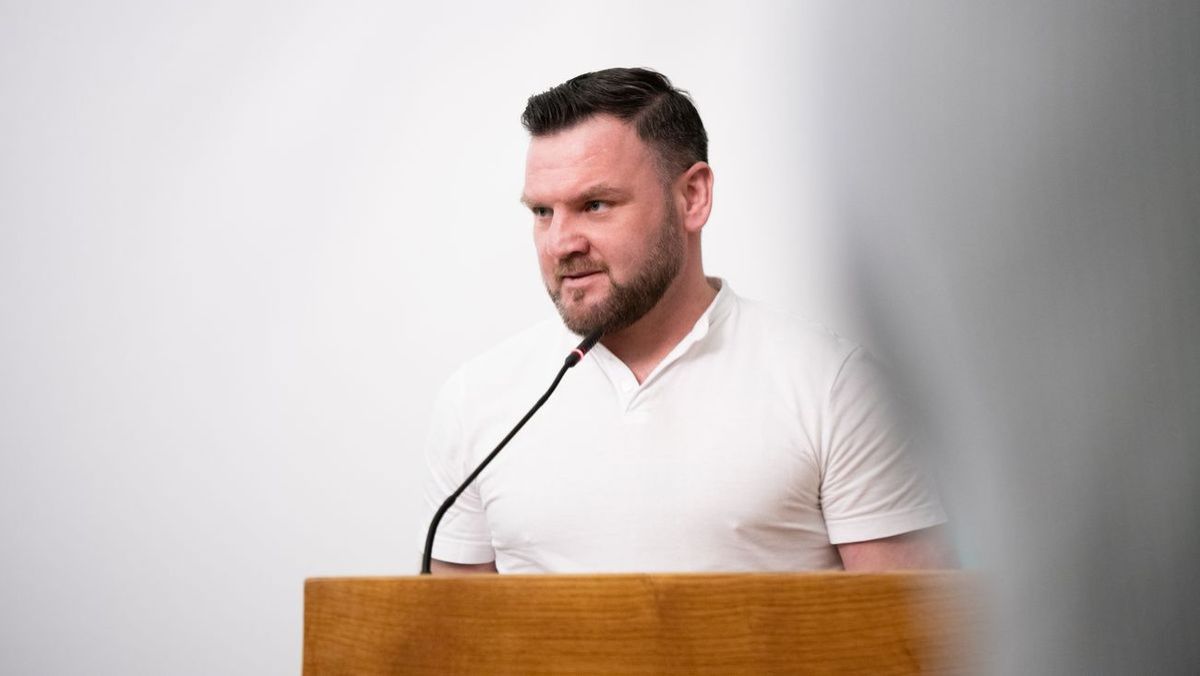 Bogusław Rąpała podczas sesji Rady Miasta [foto: Patryk Oberc]