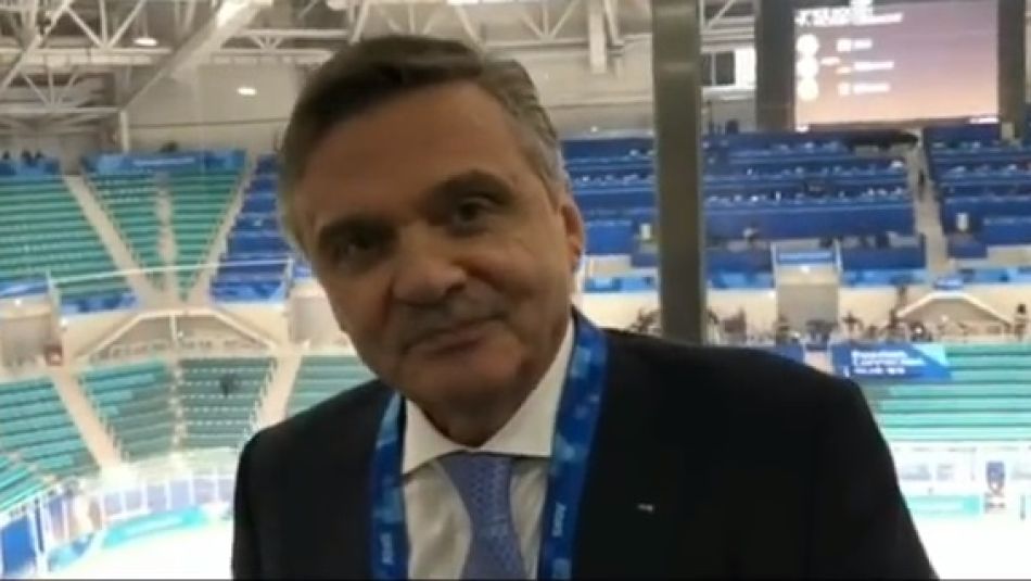 René Fasel (były prezydent Międzynarodowej Federacji Hokeja na Lodzie).