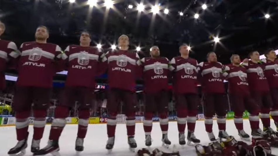 Reprezentanci Łotwy podczas Mistrzostw Świata elity w 2022 roku.