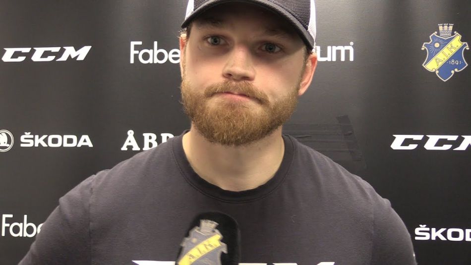 Szwedzki napastnik Sam Marklund.