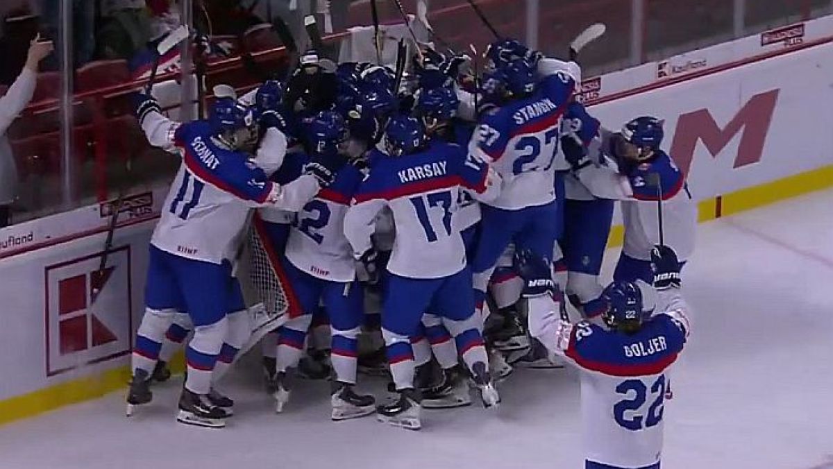 Mistrzostwa Świata U18: Historyczny wynik na starcie. Gospodarze zszokowali Kanadę! [WIDEO]