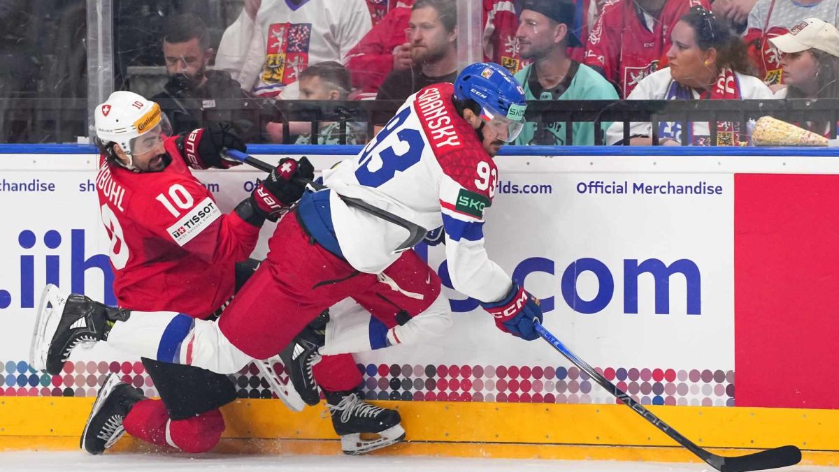 Szwajcaria vs Czechy (fot. IIHF)