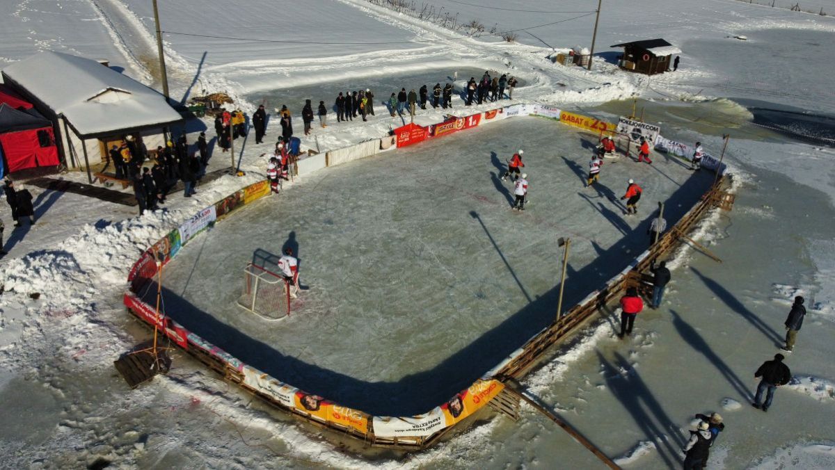 Pomorskie Winter Classic! Zagrali turniej pod gołym niebem